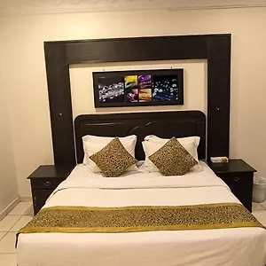 https://hotel-medina-42318.medinahotel.net