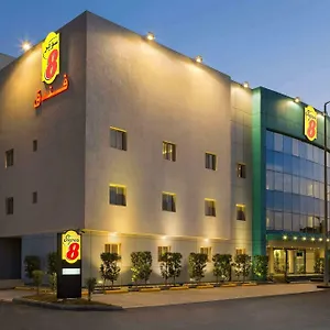 Hotel Super 8 Al By Wyndham